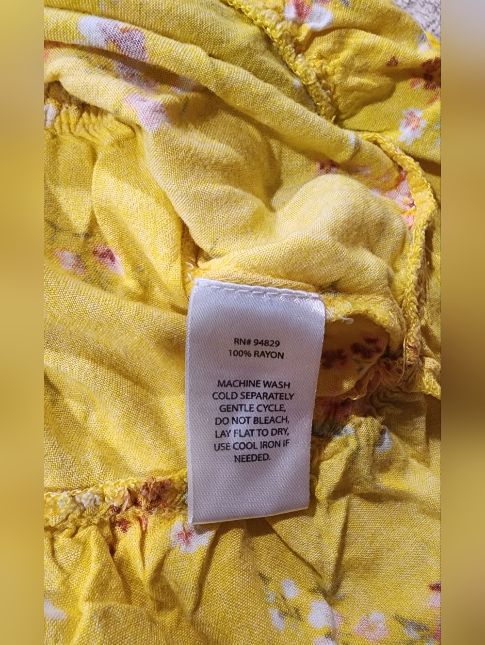 Derek Heart Yellow Floral Mock Button-Front Tie-Waist Peplum Top Med - Picture 5 of 5